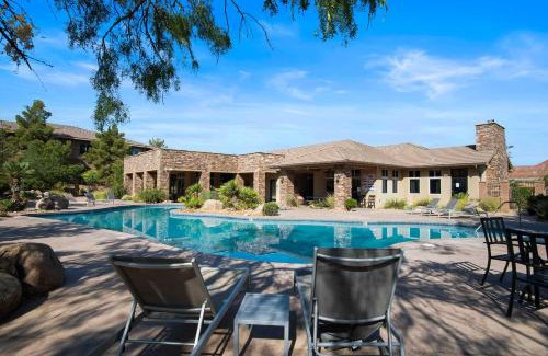 St. George Casa | The View - Resort Amenities & Epic Views