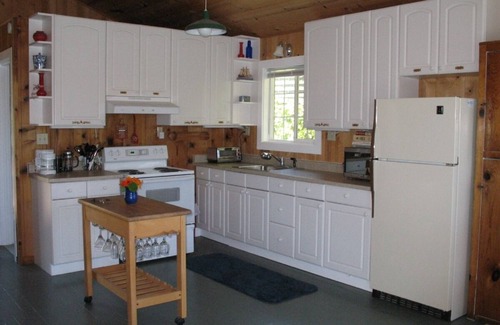 Jenner Casa | Los Riverfront Vikingo Casa con Encanto Hogar, impresionantes vistas, un montón de Servicios