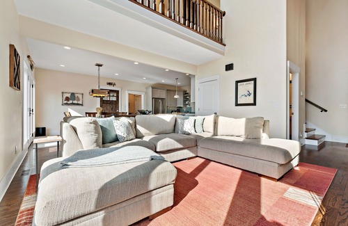 Nebo Casa | The Waterman | Lakefront Luxury with Hot Tub & Dock!