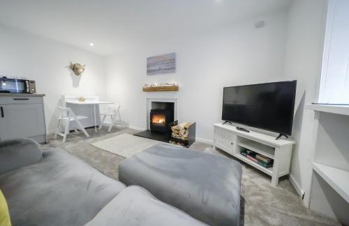 Fearn Casa | The Wee House by the Sea