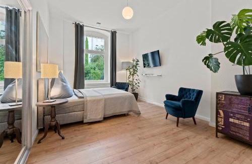 Friedrichshain Apartamento | The Weichsel - Group Flat in Central Berlin, Family-Friendly, 3BR, 2 bath rooms, 4- 6 Guests