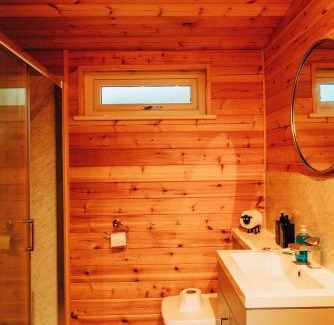 Fence Cabina | The Wellsprings Lodges and Restaurant