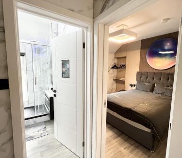 Pembroke Dock Casa | The Welsh Space - Newly Renovated!