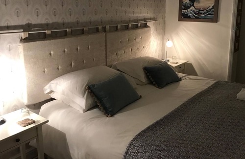Little Brickhill Cama Y Desayuno | The White House B&B