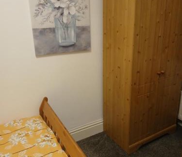 Barrow-in-Furness Casa | The White House