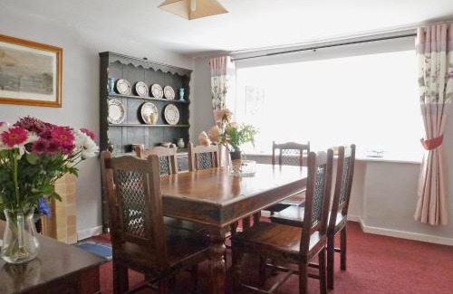 Pitlochry Casa | The White House