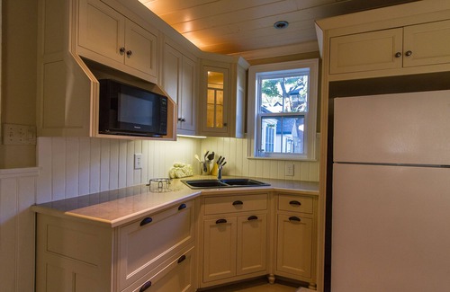 Prince Edward Casa | The White Rabbit Guest House - Picton