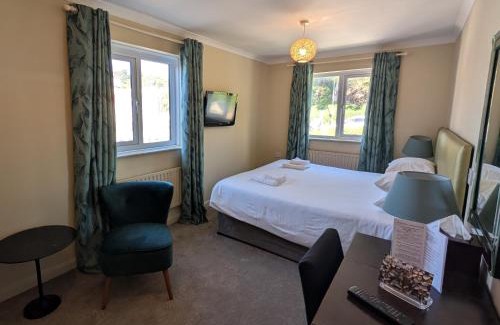 Hastings Hotel | The White Rock Hotel