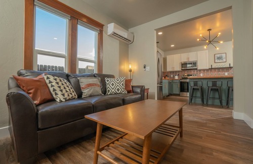 Fruita Apartamento | The Whole Enchilada, Downtown Fruita! Friendly, Fast Wifi