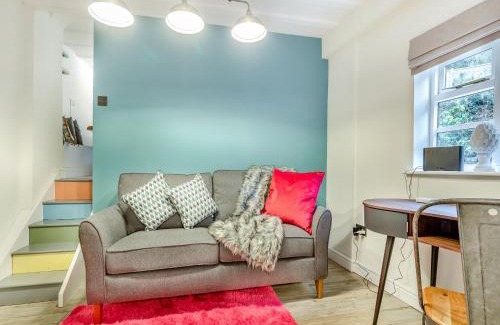 Ironbridge Casa | The Wild Cherry Tree Retreat