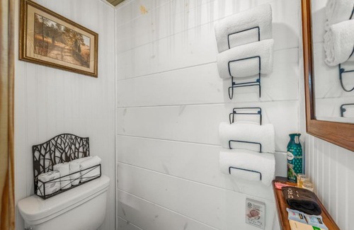 Mentone Hotel | The Wilderness Country Inn