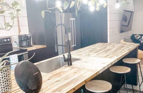 Maryville Apartamento | The Willow Loft * 3 br loft with outdoor living