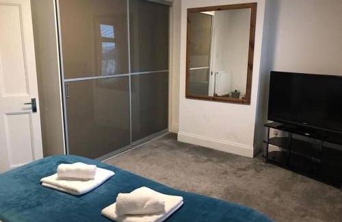 Kettering Casa | The Windmill
