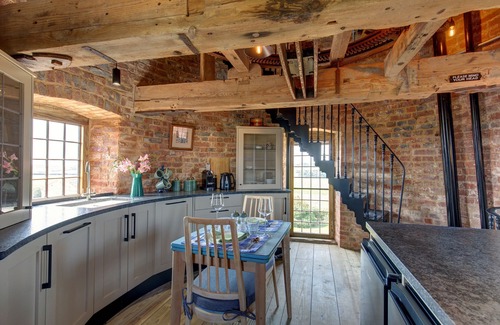 Harpley Casa | The Windmill, Harpley, Norfolk