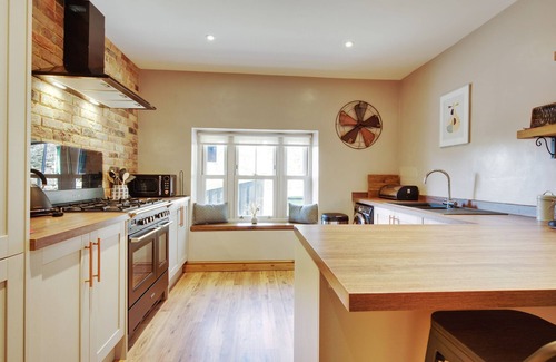 Winkleigh Casa | THE WING AT WARHAM, family friendly, with open fire in Dolton