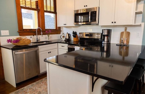 Roanoke Apartamento | The Winona House - Boutique Hotel Near Downtown