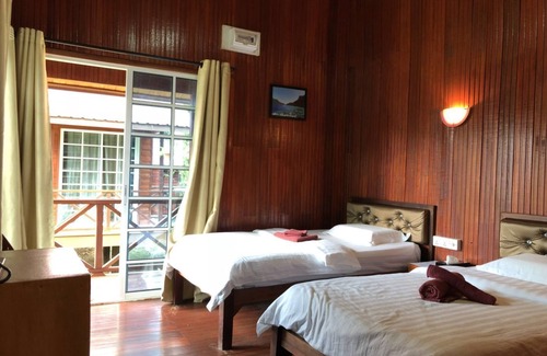 Semporna Cabina | The Wizard of Oz Resort