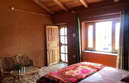 Dunda Casa | The Women's Village, Matholi by Bakri Chhap