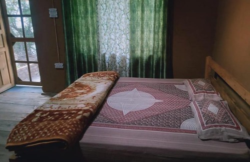Dunda Casa | The Women's Village, Matholi by Bakri Chhap