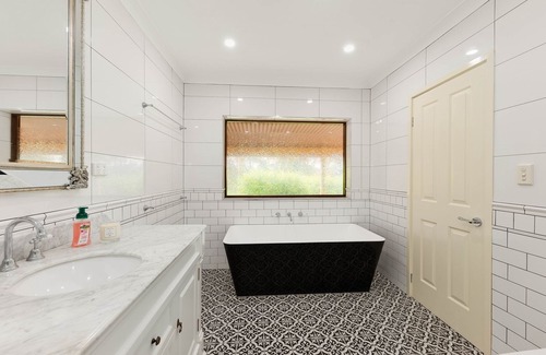 Durren Durren Otro | The Wonder Farm. An exquisite rural country retreat