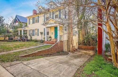 Terry Sanford Casa | The Woodside Guest House