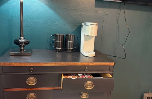 Warren Casa | The Wright House, A Stunning, BIG, 4-Bedroom in Warren, Century Home Restored!