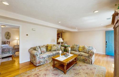 West Yarmouth Casa | The Yarmouth Anchor - 12