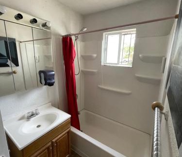 North Las Vegas Casa | The Yellow Penthouse LLC