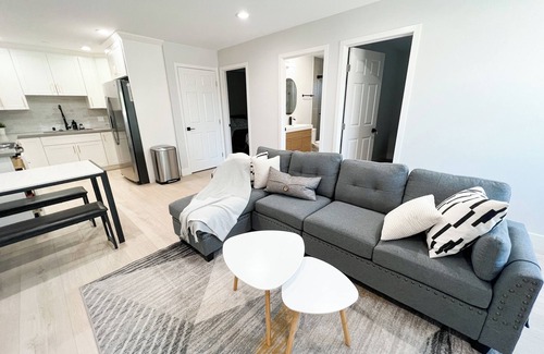 Santa Clara Casa | The Zen Den - Newly Built 2 BR Centrally-Located