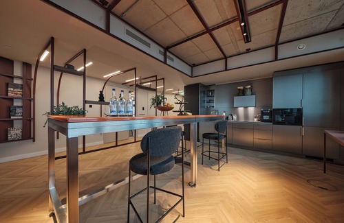 Heerdt Hotel | The Zipper Hotel & Apartments