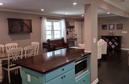 Charlottesville Casa | TheComfy Ranch