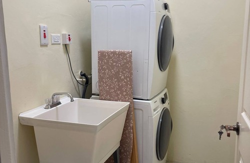 Molynes Gardens Apartamento | Thee Cool-Cool Top