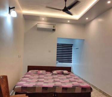 Malappuram Cabina | Thekkumpuram Tourist Home