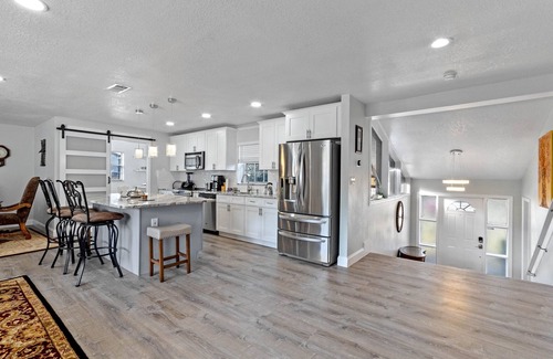 Florida Central Atlantic Coast Casa | Theme Park Retreat | 4bedroom | near Universal Studios