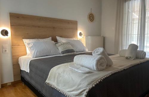 Panaitolion Apartamento | THEODORA SUITE Boutique Comfort with Free Secure Parking