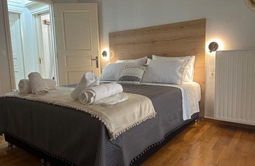 Panaitolion Apartamento | THEODORA SUITE Boutique Comfort with Free Secure Parking