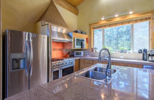 Eureka Casa | Therriault Pass Sanctuary - 6ppl