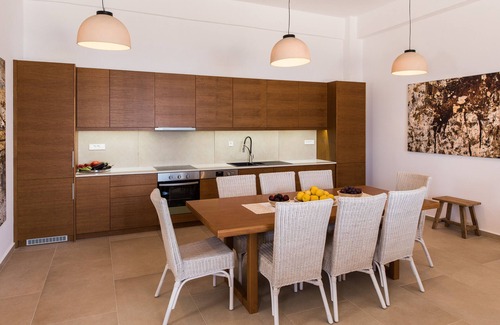 Khora Sfakion Casa | THETIS, south coast with amazing views and infinity pool!