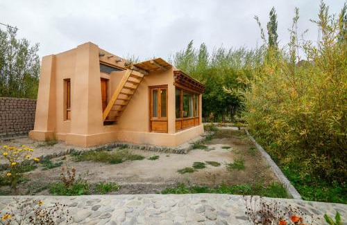 She Complejo | Thiksay Organic Resort and Retreat