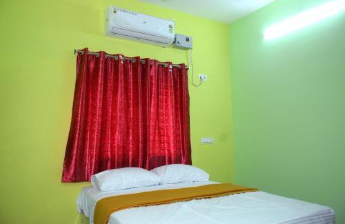 Tiruchirappalli Casa | Thiruveesar Family Homestays- Breakfast included