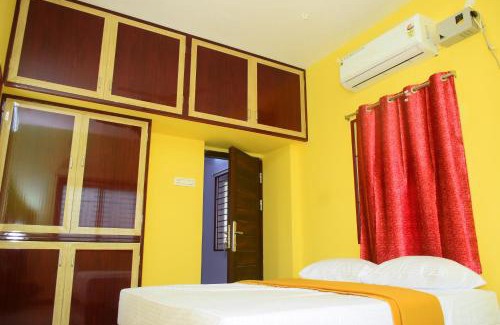 Tiruchirappalli Casa | Thiruveesar Family Homestays- Breakfast included