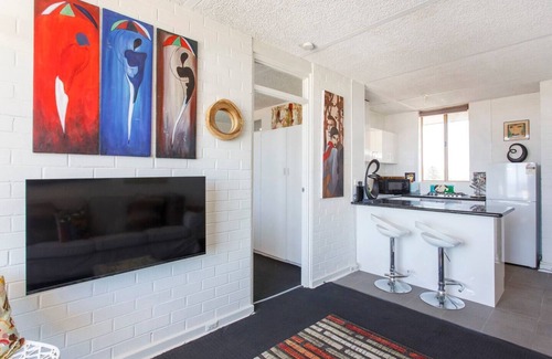 Fremantle Apartamento | This apartment is a 1 bedroom(s), 1 bathrooms, located in Fremantle, WA.