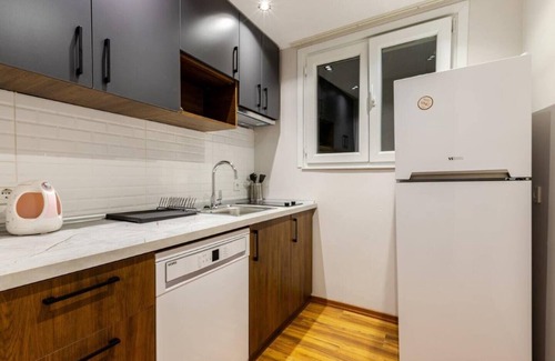 Osmanbey Apartamento | This apartment is a 2 bedroom(s), 2 bathrooms, located in Şişli, İstanbul.