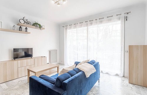 Menton Condominio | This condominium is a 0 bedroom(s), 1 bathrooms, located in Menton , .