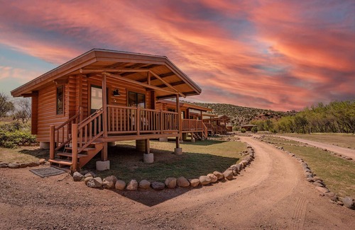 Cornville Cabaña | This cottage is a 2 bedroom(s), 1 bathrooms, located in Sedona, AZ.