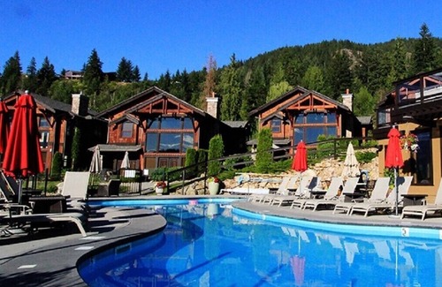 Blind Bay Casa | Este lodge excepcionalmente diseñado ofrece comodidad y una vida lujosa.