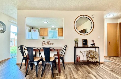 Grand Mound Casa | This house is a 2 bedroom(s), 1 bathrooms, located in Centralia, WA.