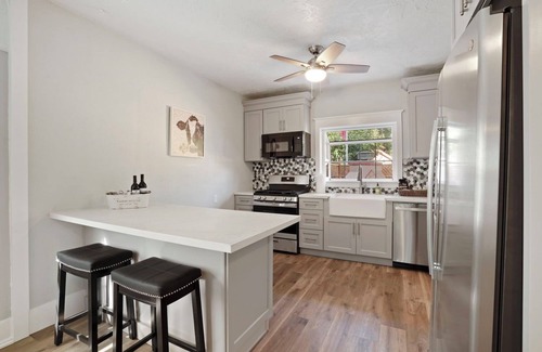 Lodi Casa | This house is a 2 bedroom(s), 2 bathrooms, located in Lodi, CA.