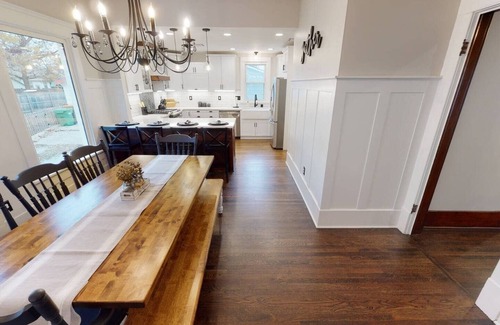 Wichita Casa | This house is a 6 bedroom(s), 3.5 bathrooms, located in Wichita, KS.