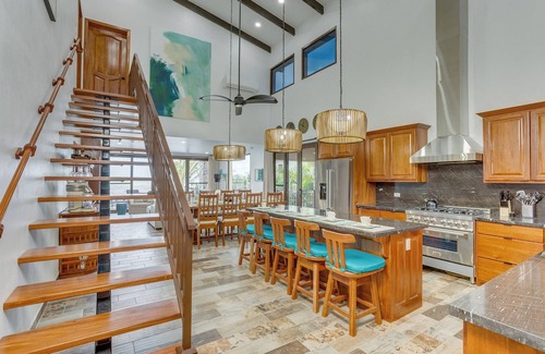 Plantation Villa | This is a STATEMENT, not just a Villa – SEANA BEACH